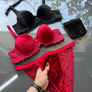 شورت و سوتین ست زنانه اسفنجی دیسکویی باکیفیت مدل اروپایی در گالری آنینازپوش