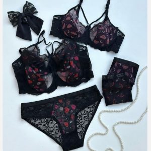 ست شورت و سوتین فنردار لایه ابری مشکی با ایستایی عالی در سه طرح سایز70تا90