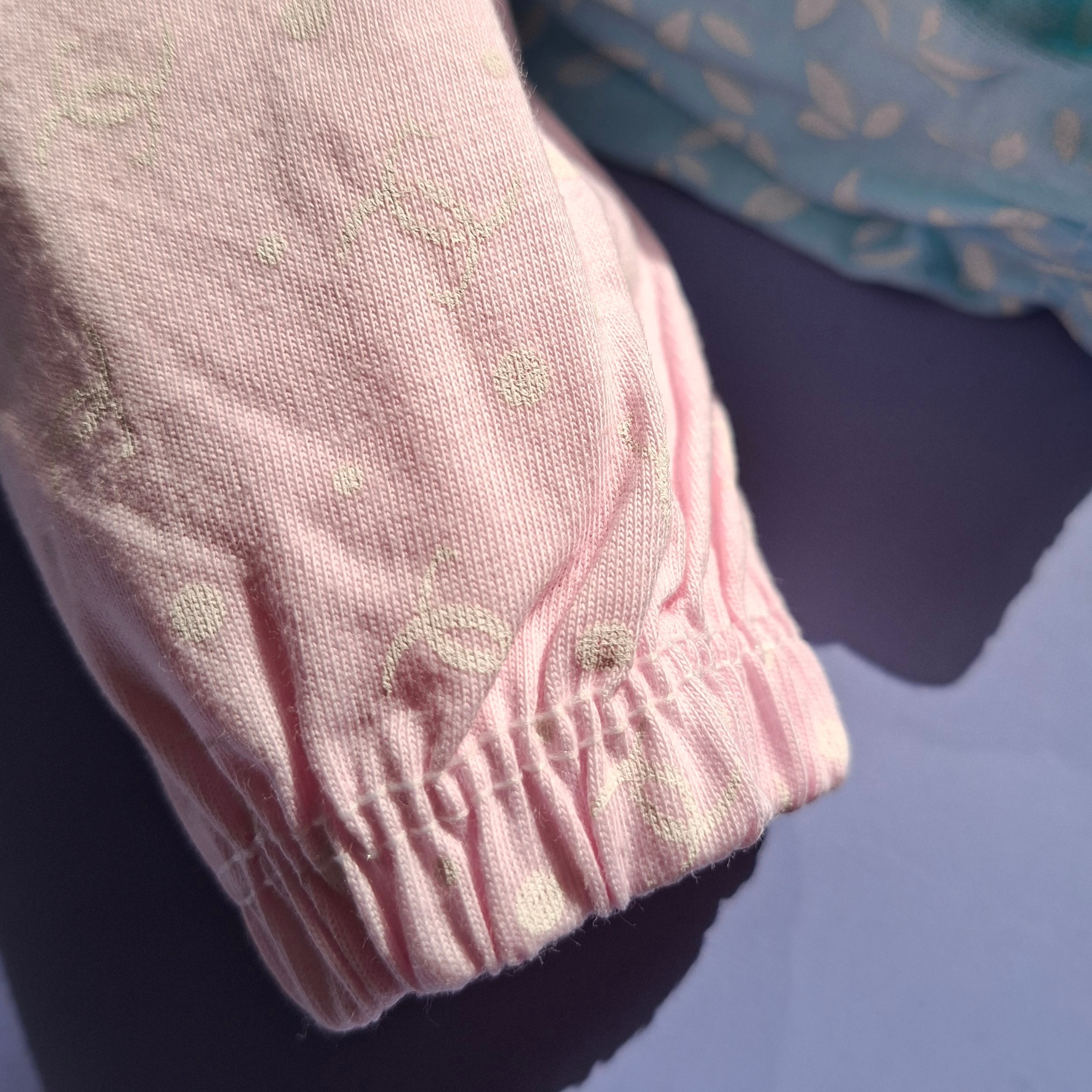 شورت زنانه نخ پنبه نسبتا نازک بدون حساسیت لیفه ای طرح دار پاستیلی سایز ایکس لارج تولیدی مرادخانی