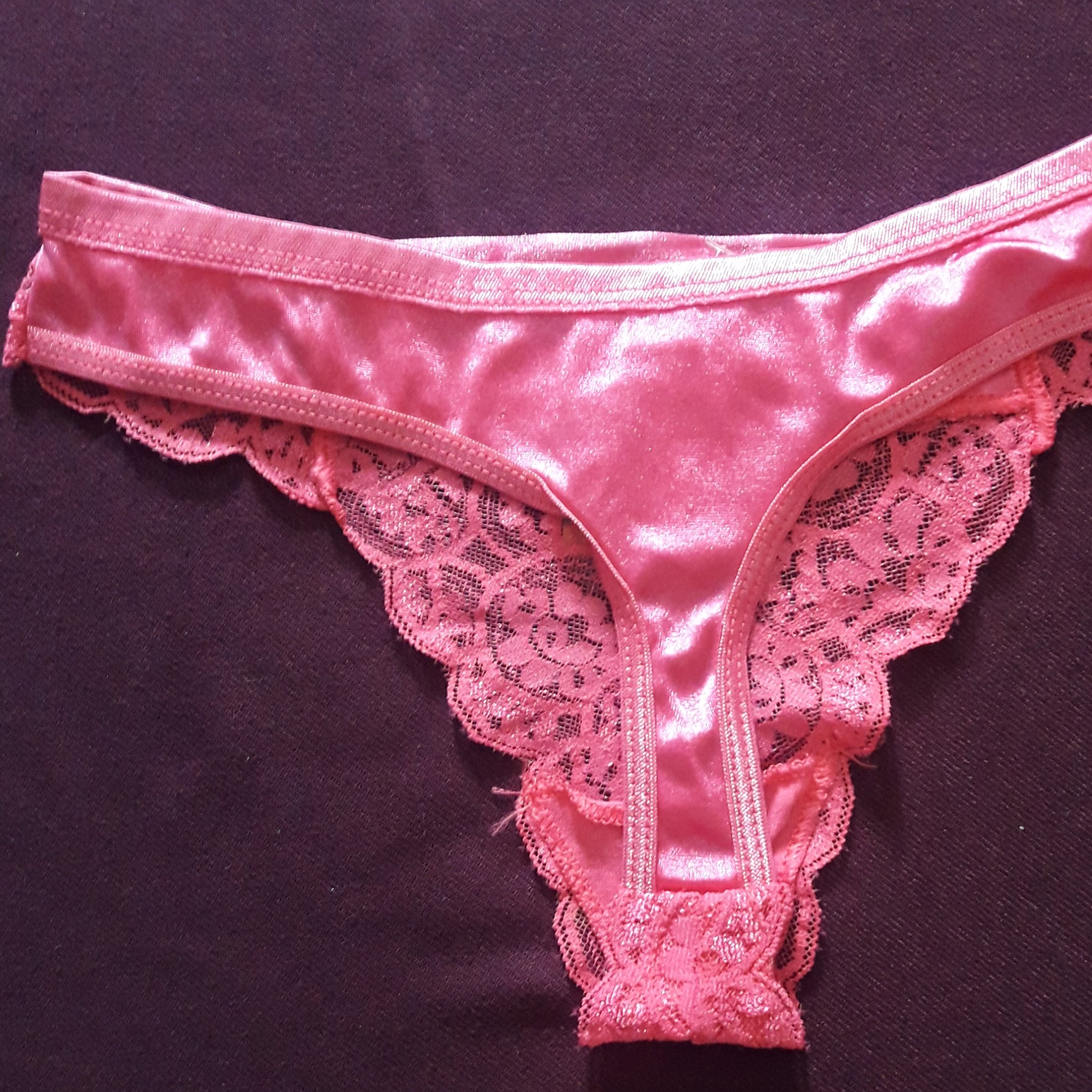 شورت فانتزی ترک مارک پاپاتیا رنگ صورتی سایز 36 تا 38 جنس از گیپور ودانتل فاق شورت نخ