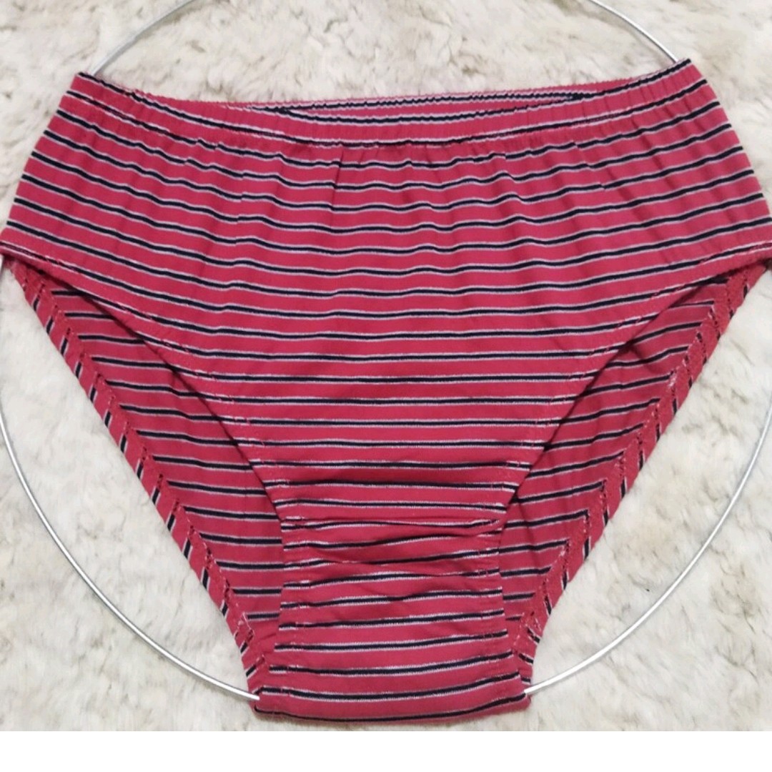 شورت بهداشتی،شورت بهداشتی زنانه،شورتکس بهداشتی،خطی و ساده ،جنس اعلا از سایز 42 تا 46