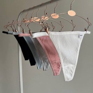 شورت بکلس نخ پنبه کبریتی وارداتی کیفیت عالی در گالری آنینازپوش