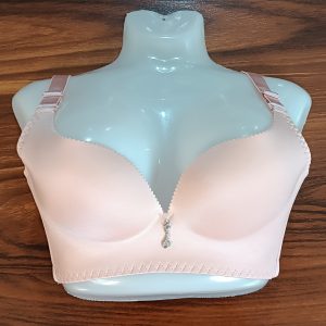 سوتین اسفنجی خرم سلطانی رنگ هلویی سایز 75 و 80